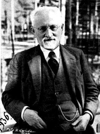 Portrait of Simon Dubnow
